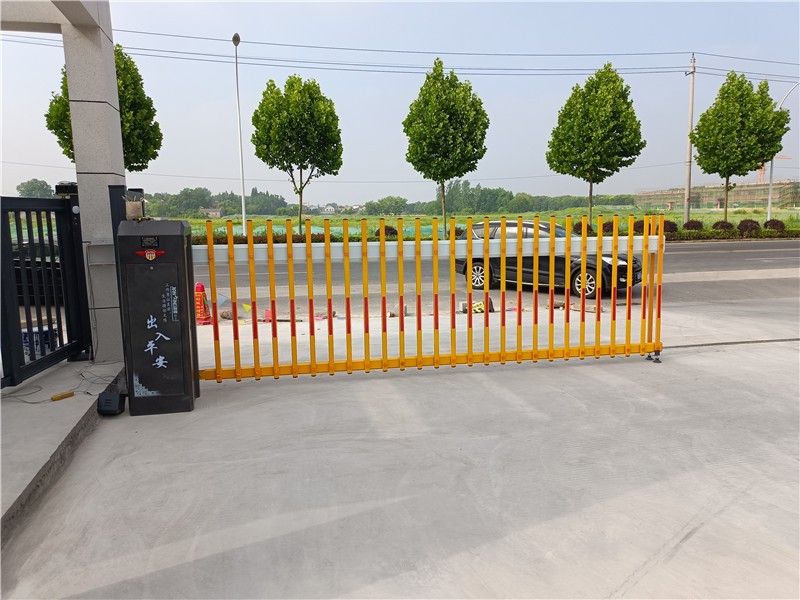 鎮江道閘保證小區的安全